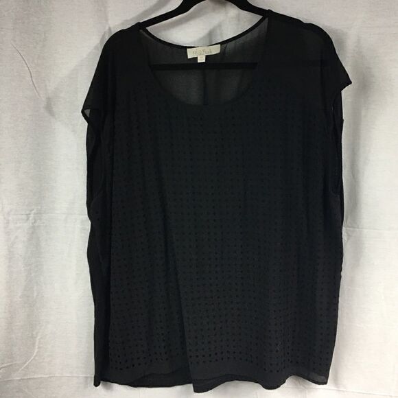Olive & Oak Tops - Olive & Oak 3X black polka dot short sleeved top double layered
